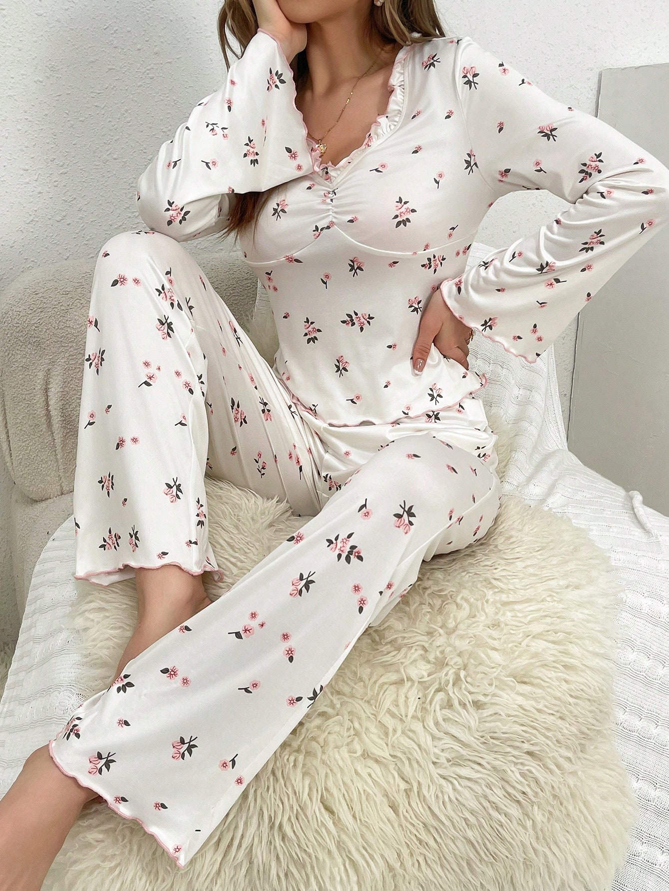 Ditsy Floral Print Ruched Front Lettuce Trim Pj Set